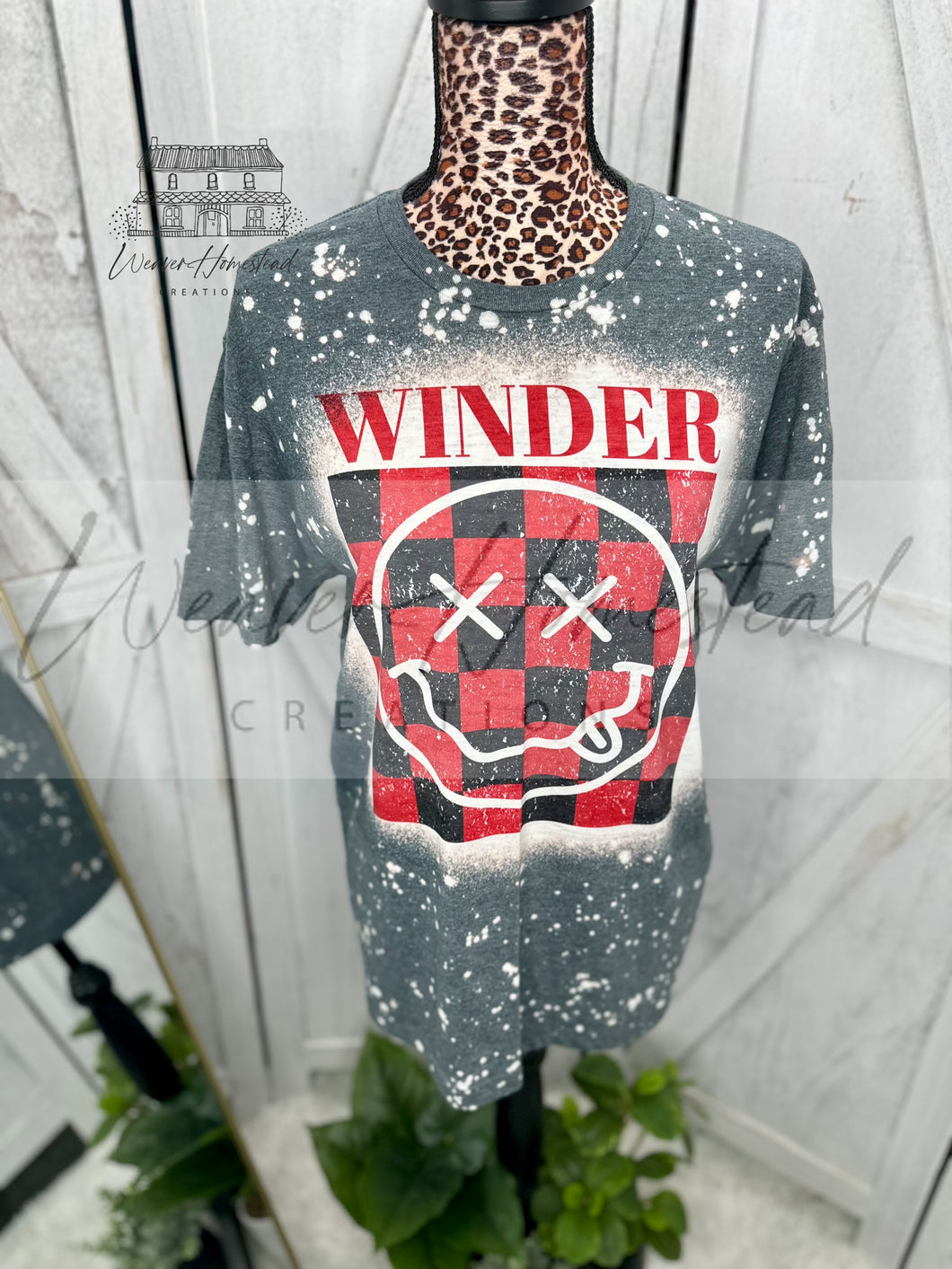 Winder Checkered Smiley