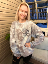 Load image into Gallery viewer, Petty Thoughts Club Crewneck
