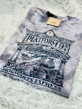 Load image into Gallery viewer, Hogwarts Express
